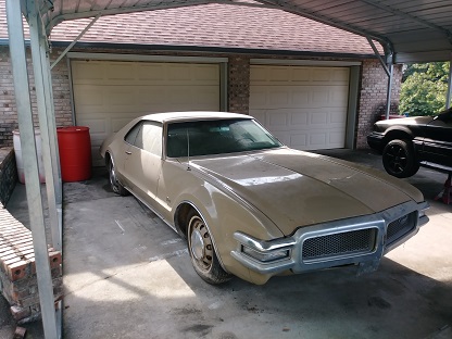 68 Toronado in TN2.jpg