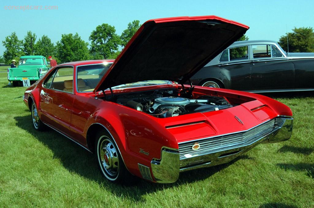 66 Olds Toronado, Red.jpg